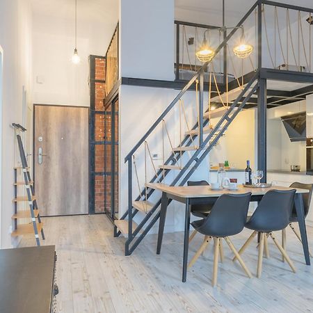 Apartament Z Antresola Nowa Papiernia Breslavia Exterior foto